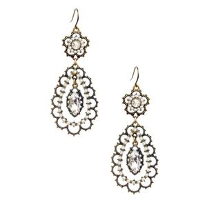 Pearl + Crystal Floral Filigree Earrings-e014
